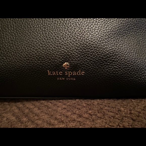Beautiful Kate Spade shoulder bag!! - Picture 2 of 8